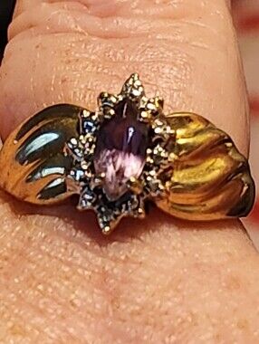 ● Firm■Vintage 10K● EUC■ Cocktail Ring ■ Read Below N View All Pics 》